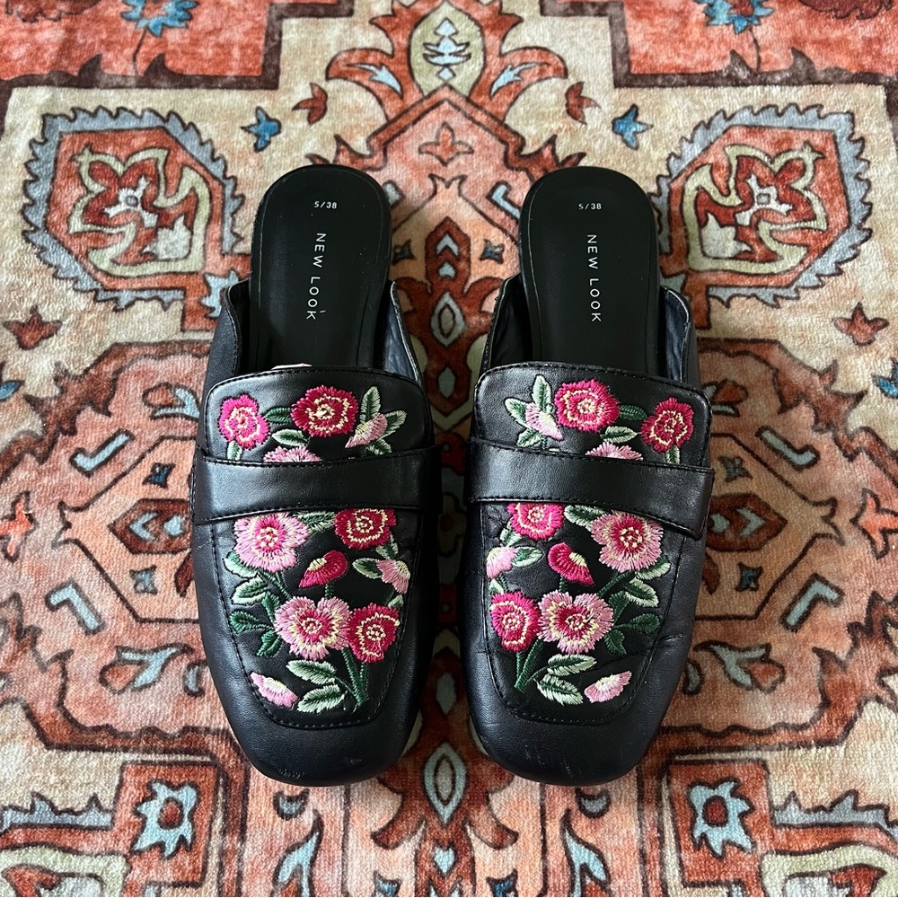 Black Leather Floral Embroidered Mules